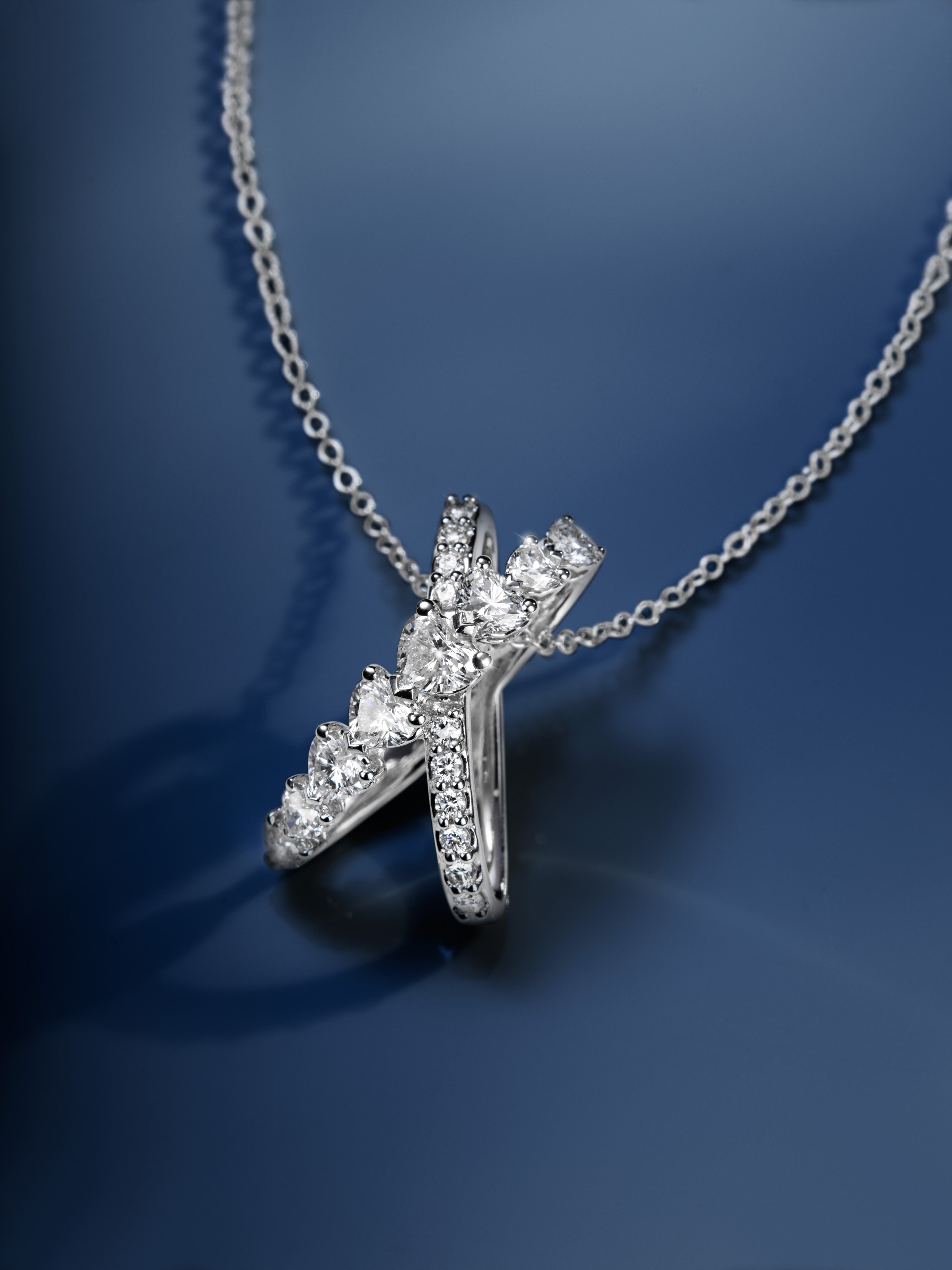 Collana Recarlo Anniversary pendente incrociato in oro bianco 18kt e diamanti