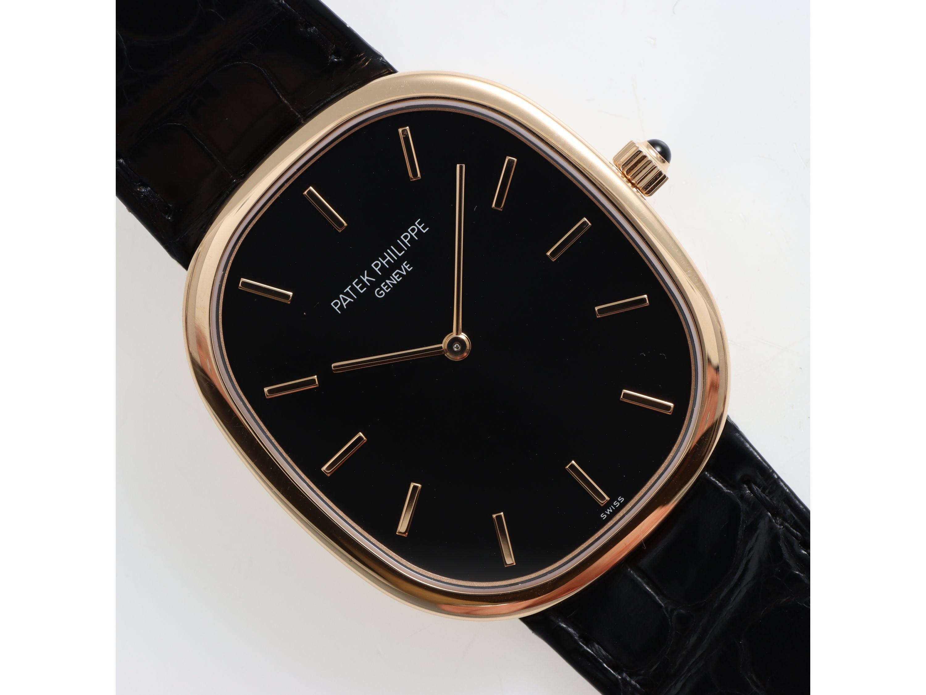 Patek Philippe Ellipse Ref. 5738R-001 Anno 2022