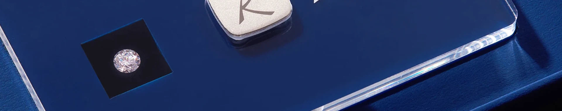 dettaglio di copertina diamante blister