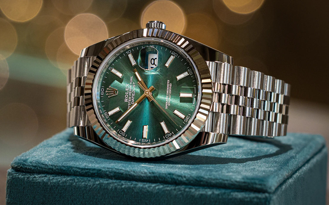 Orologio di lusso Rolex con quadrante verde valutato presso Clover Gioielli, compro orologi a Prato