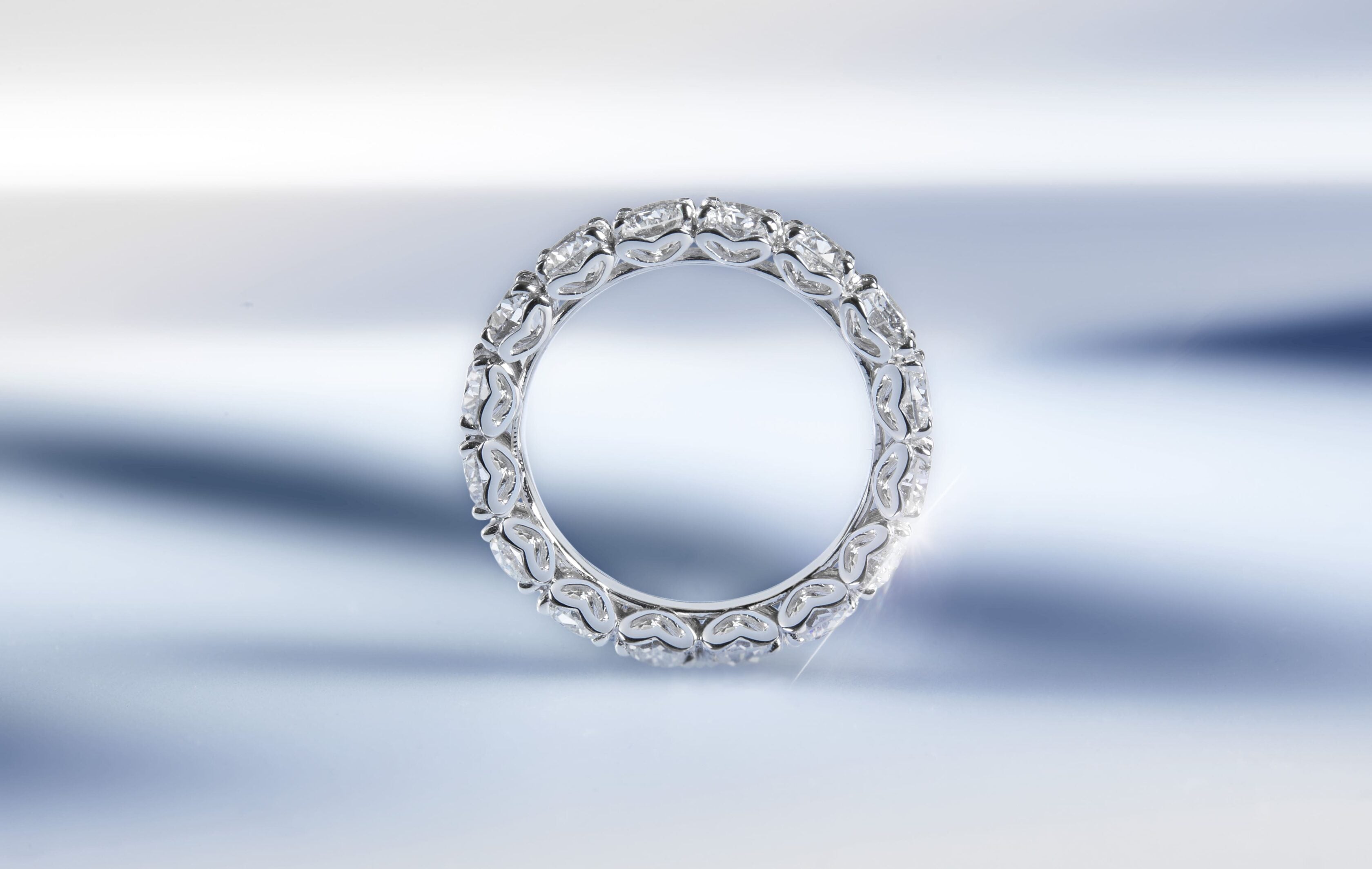 Eternity Recarlo Anniversary in oro bianco 18kt e diamanti