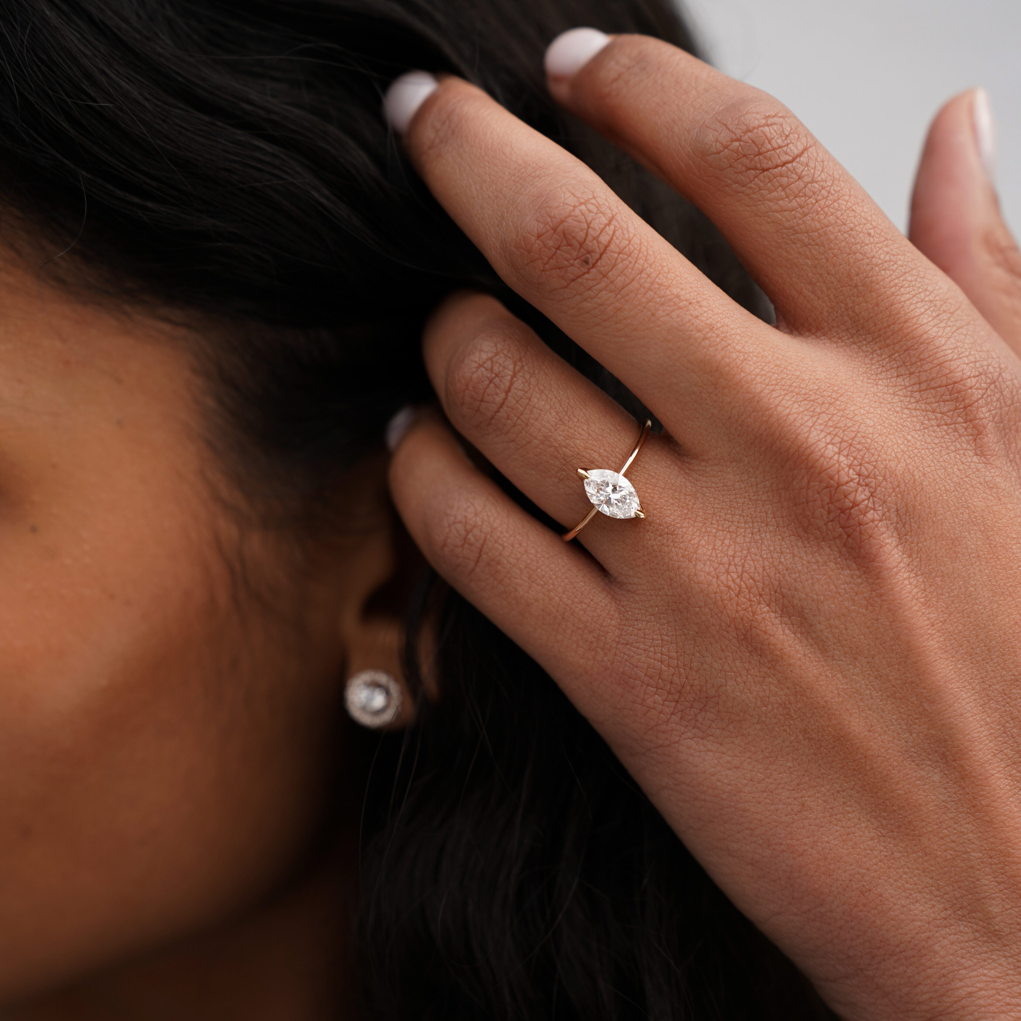 Solitario AMA Alba Taglio Marquise in oro giallo e diamante lab